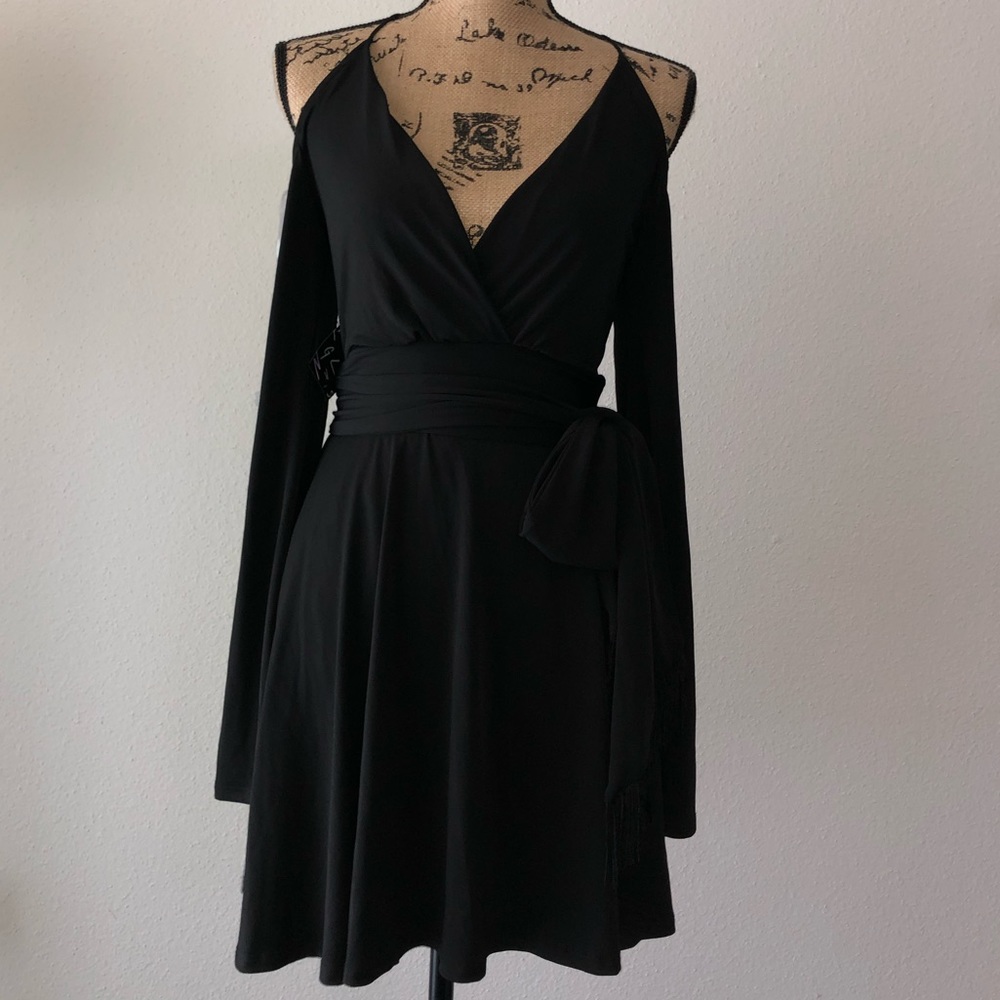 ✨Black Bell Sleeve Dress w/ Tassel Belt Wrap✨